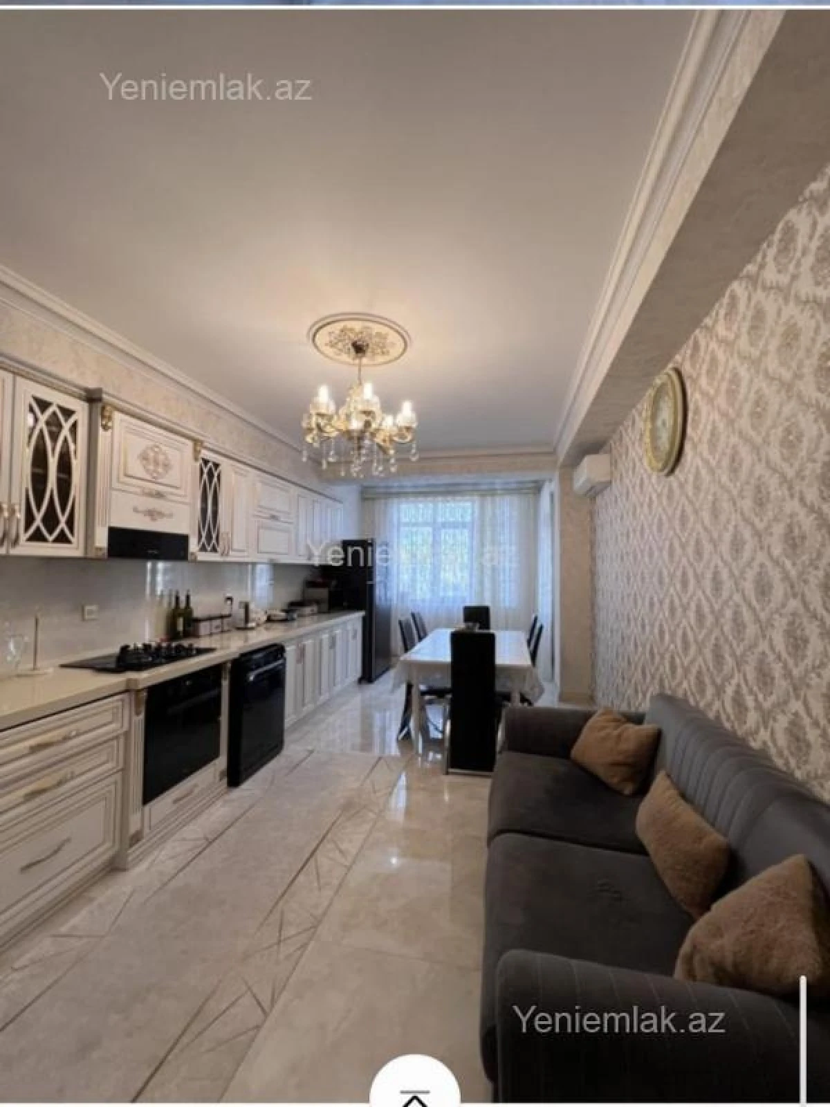 Satılır 4 otaqlı yeni tikili 215 m²