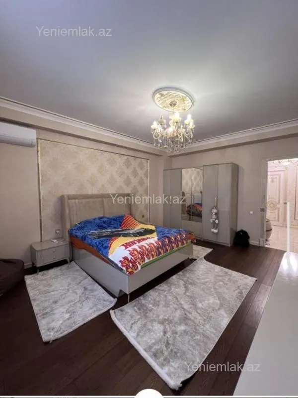 Satılır 4 otaqlı yeni tikili 215 m²