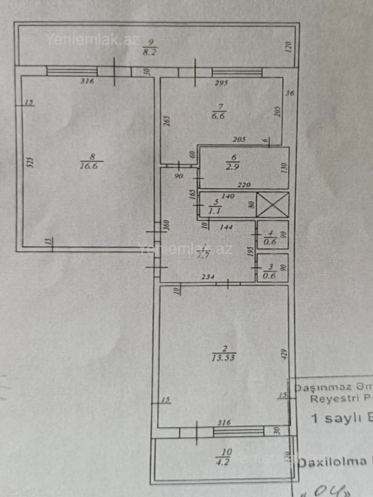 Satılır 2 otaqlı köhnə tikili 70 m²
