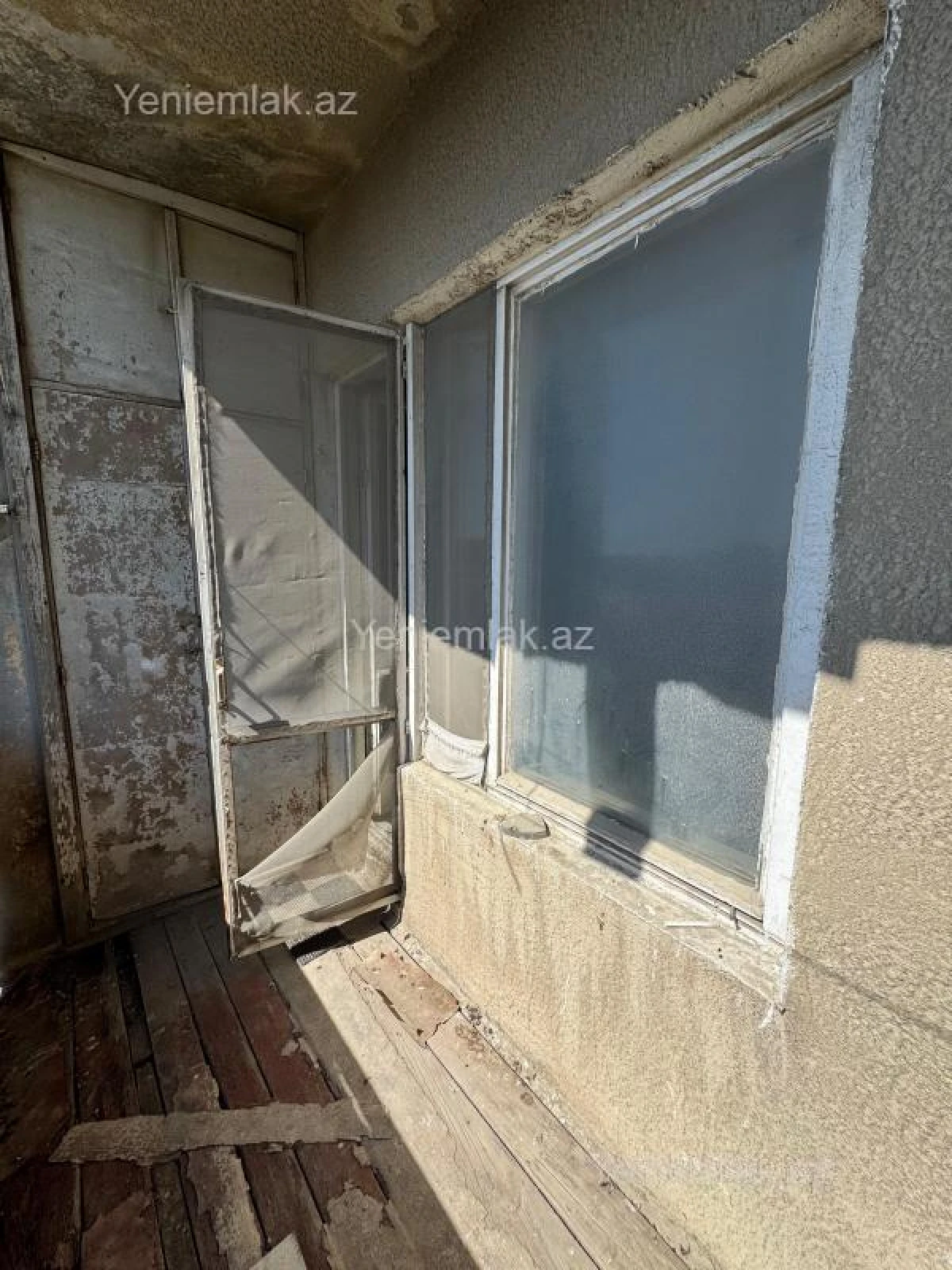 Satılır 2 otaqlı köhnə tikili 70 m²