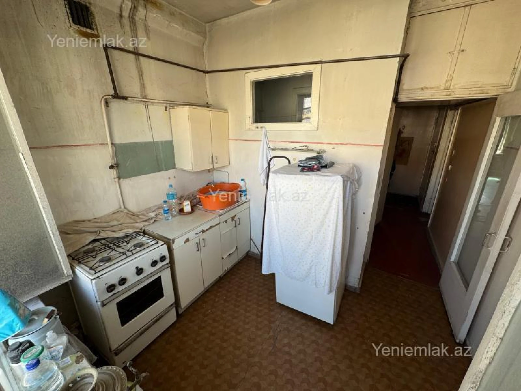 Satılır 2 otaqlı köhnə tikili 70 m²