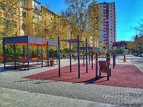 Satılır 2 otaqlı köhnə tikili 70 m²