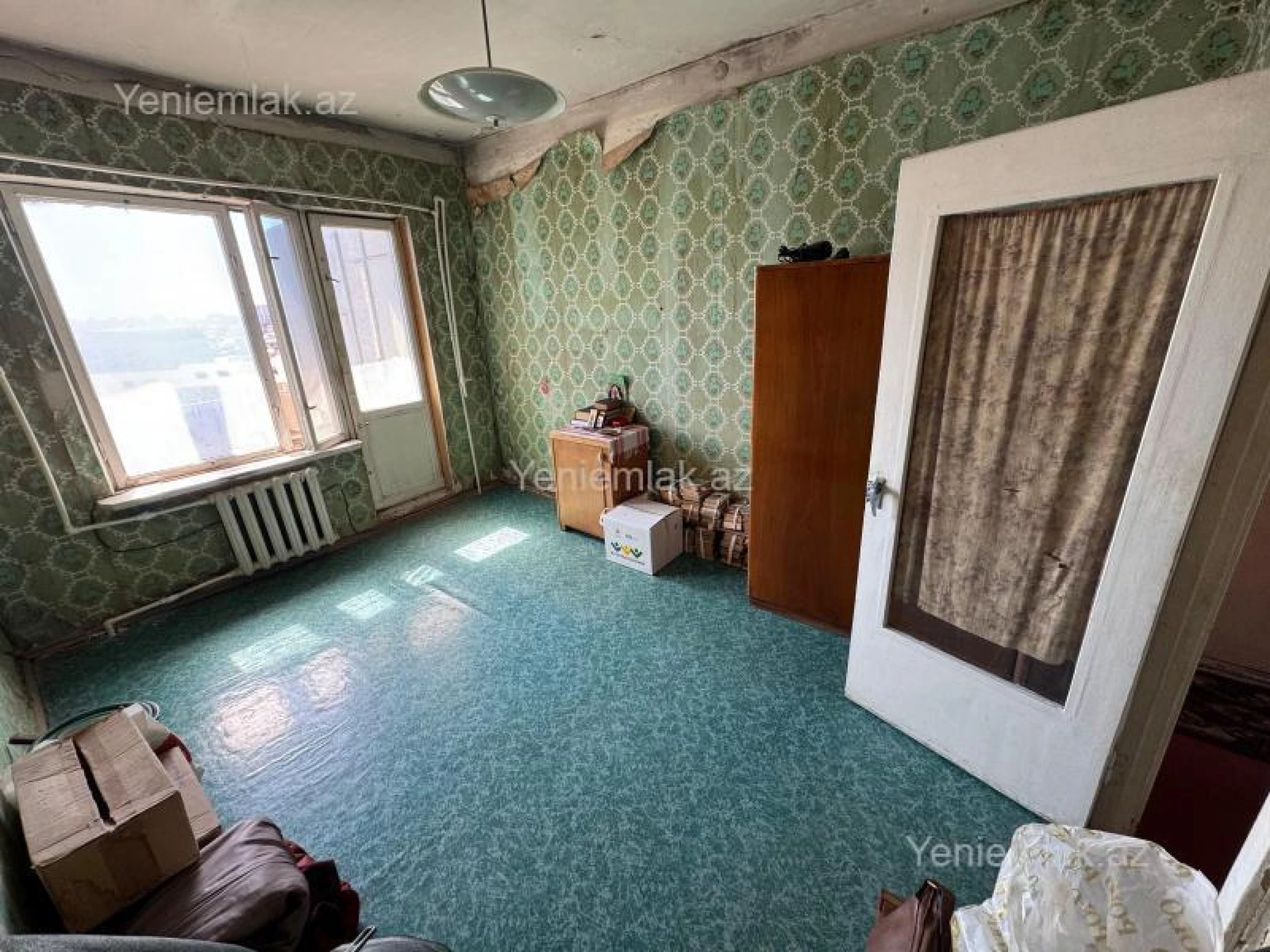 Satılır 2 otaqlı köhnə tikili 70 m²