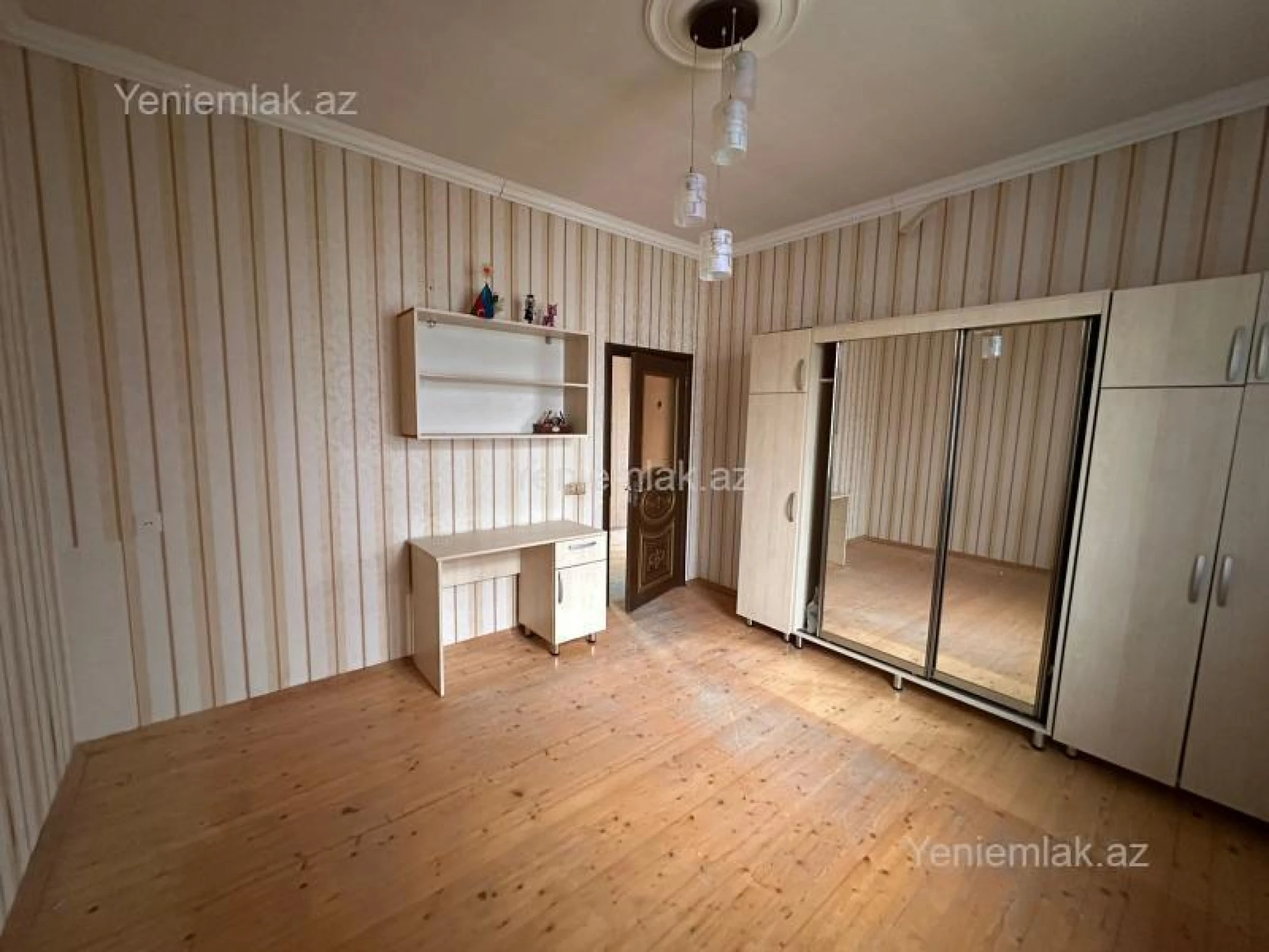 Satılır 5 otaqlı həyət evi 125 m²