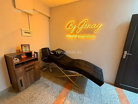 Satılır 4 otaqlı ofis 70 m²