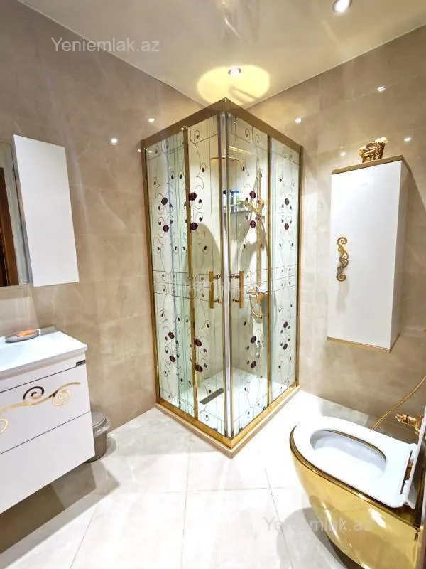 Satılır 3 otaqlı yeni tikili 110 m²