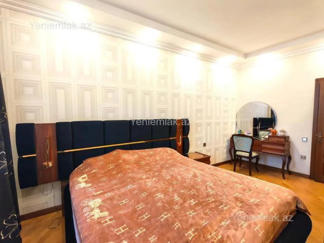 Satılır 3 otaqlı yeni tikili 110 m²