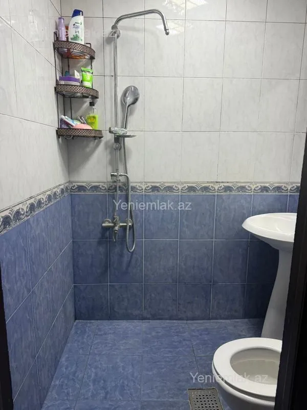 Satılır 3 otaqlı köhnə tikili 65 m²