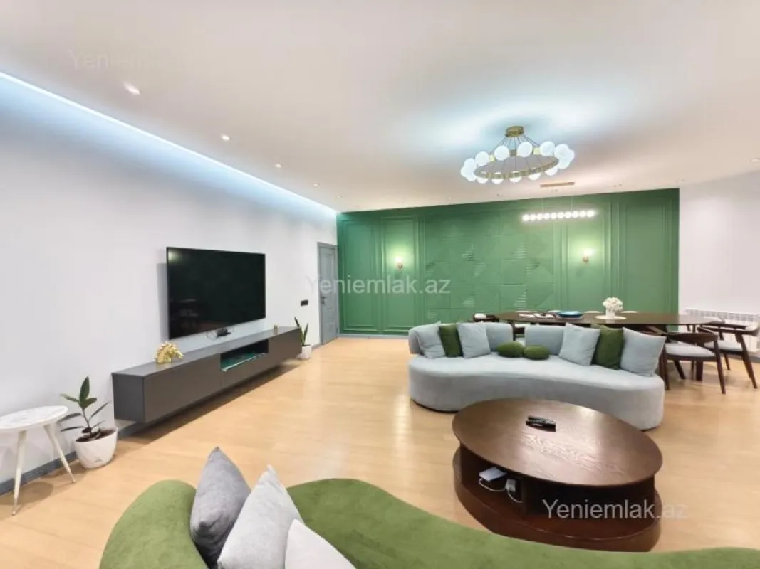 Satılır 3 otaqlı yeni tikili 160 m²
