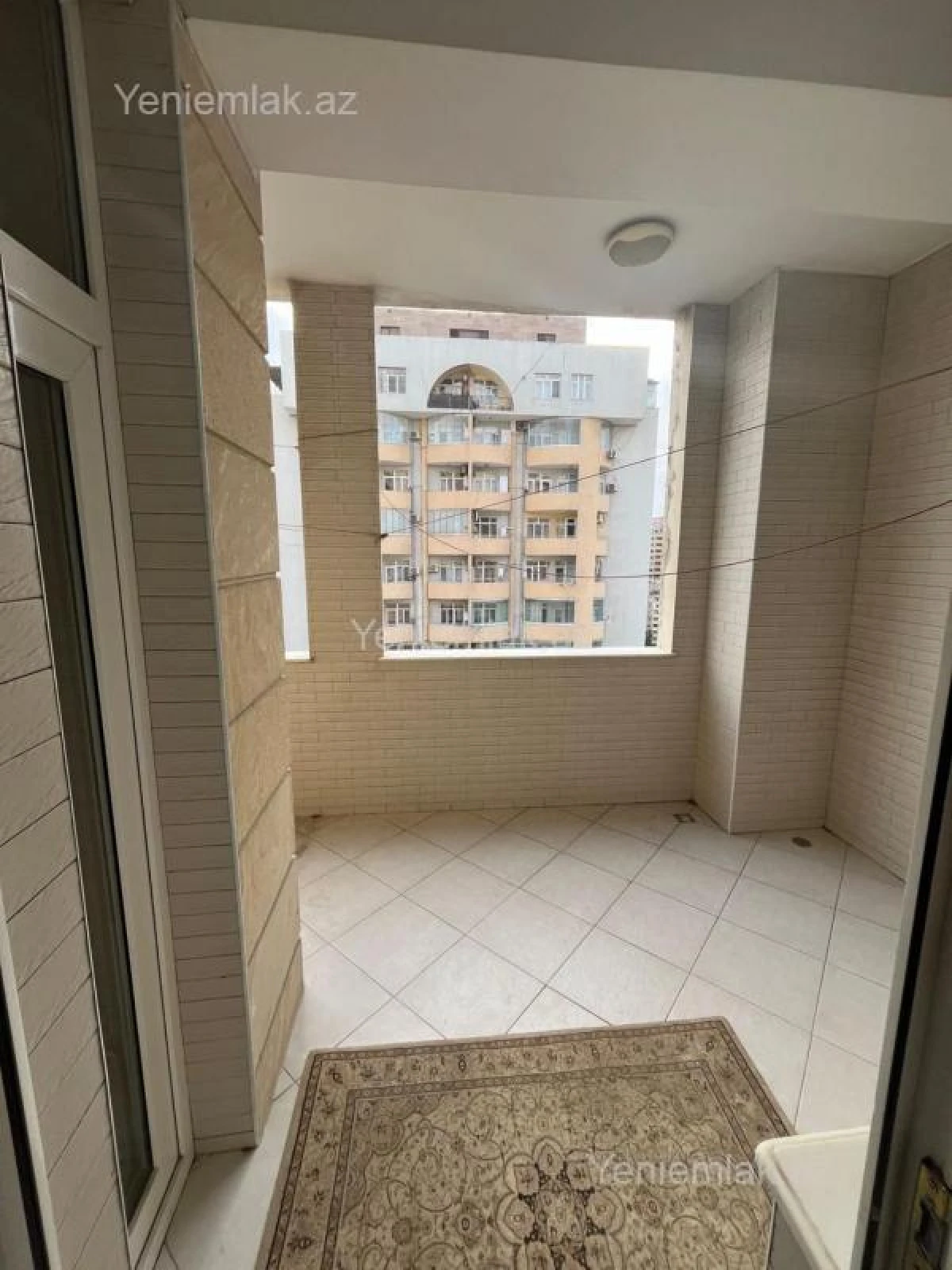 Satılır 4 otaqlı yeni tikili 210 m²