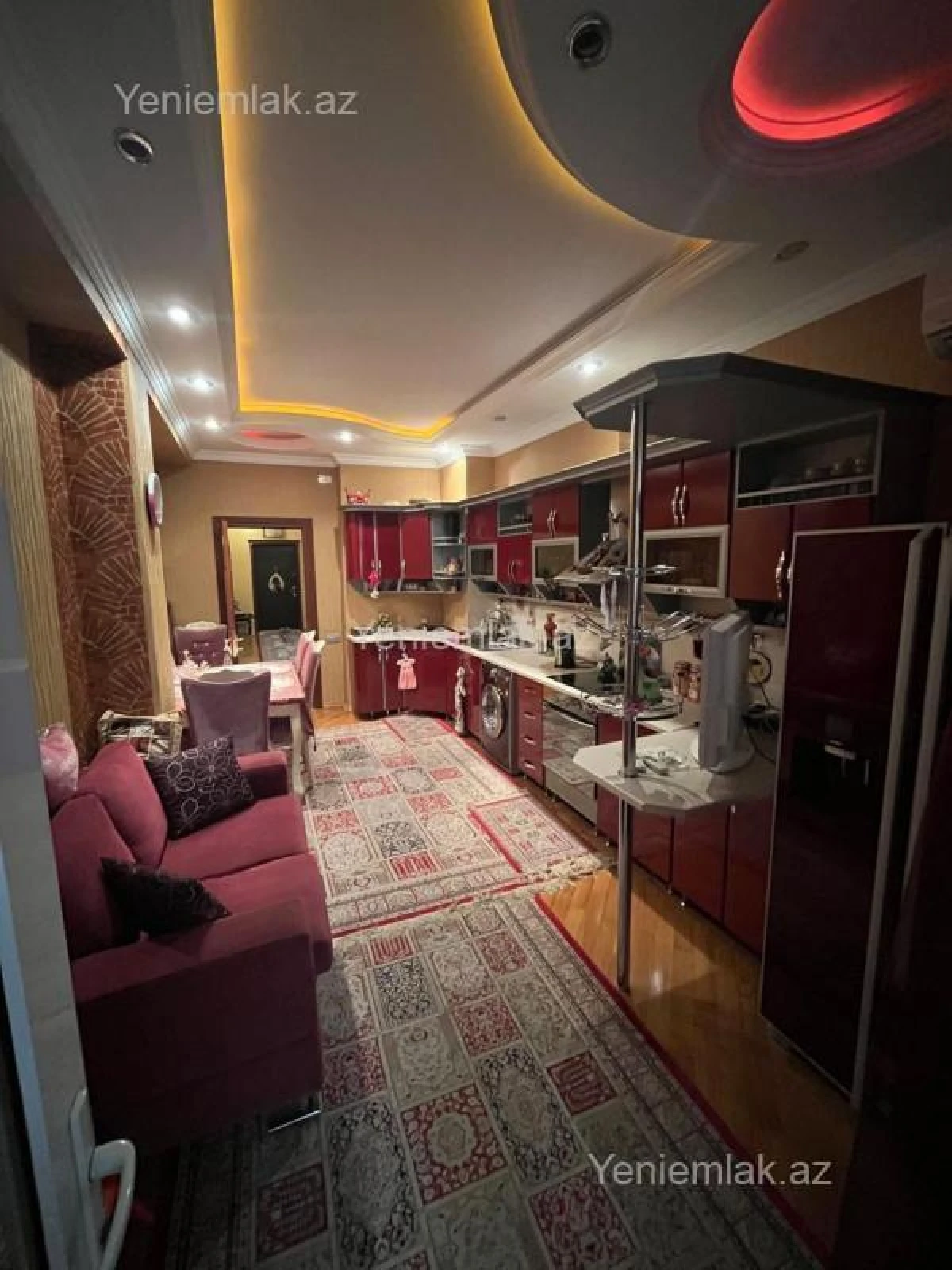 Satılır 4 otaqlı yeni tikili 210 m²