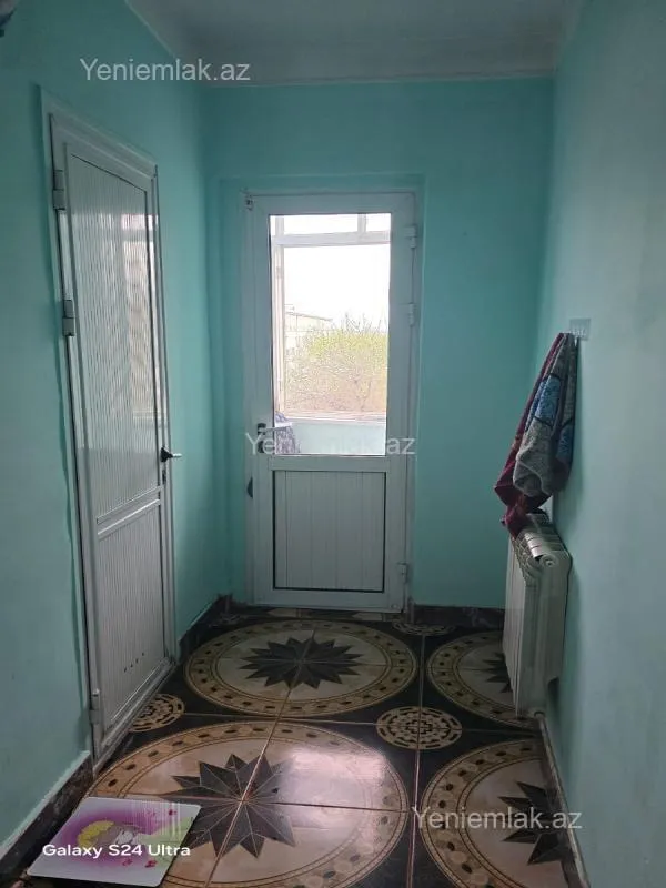 Satılır 3 otaqlı köhnə tikili 70 m²