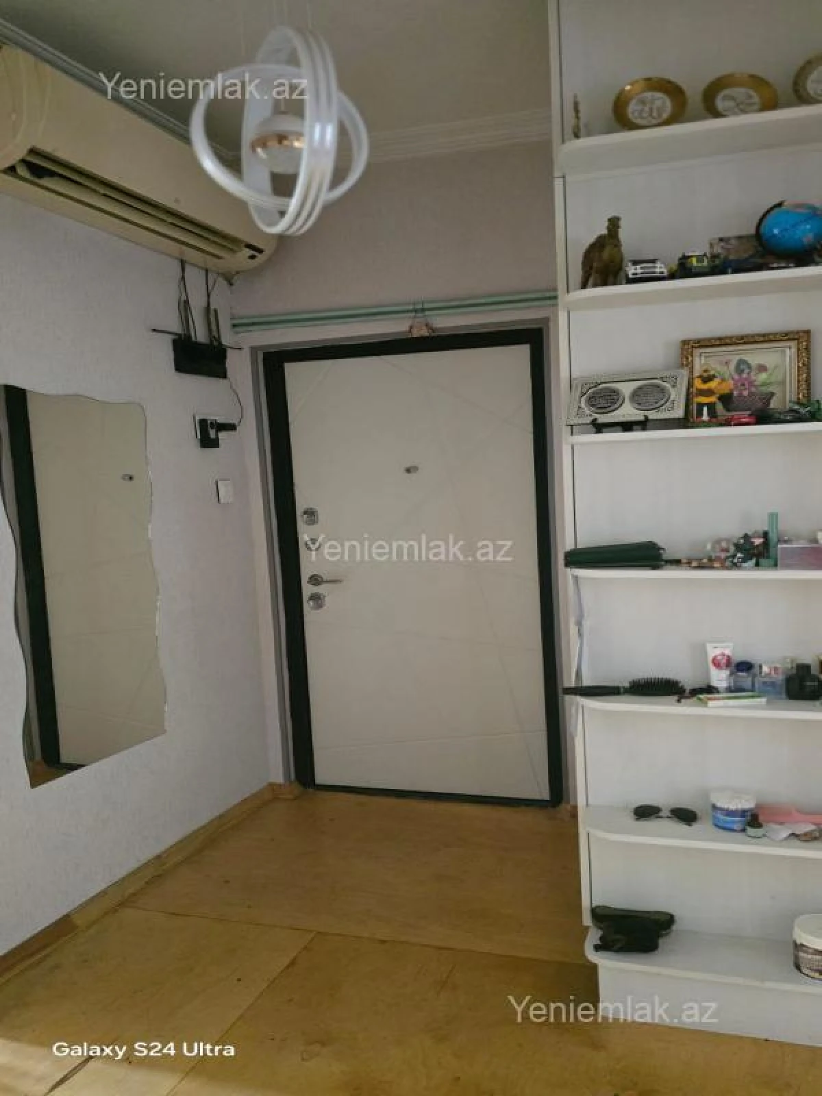 Satılır 3 otaqlı köhnə tikili 70 m²