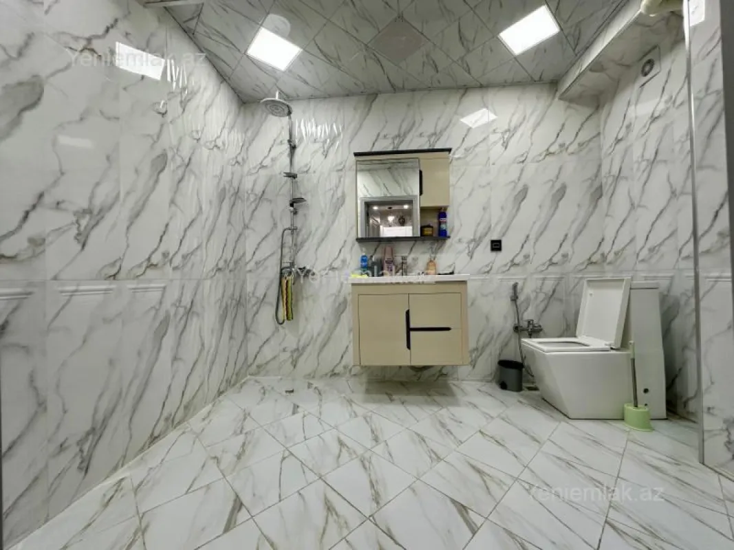 Satılır 2 otaqlı yeni tikili 97 m²