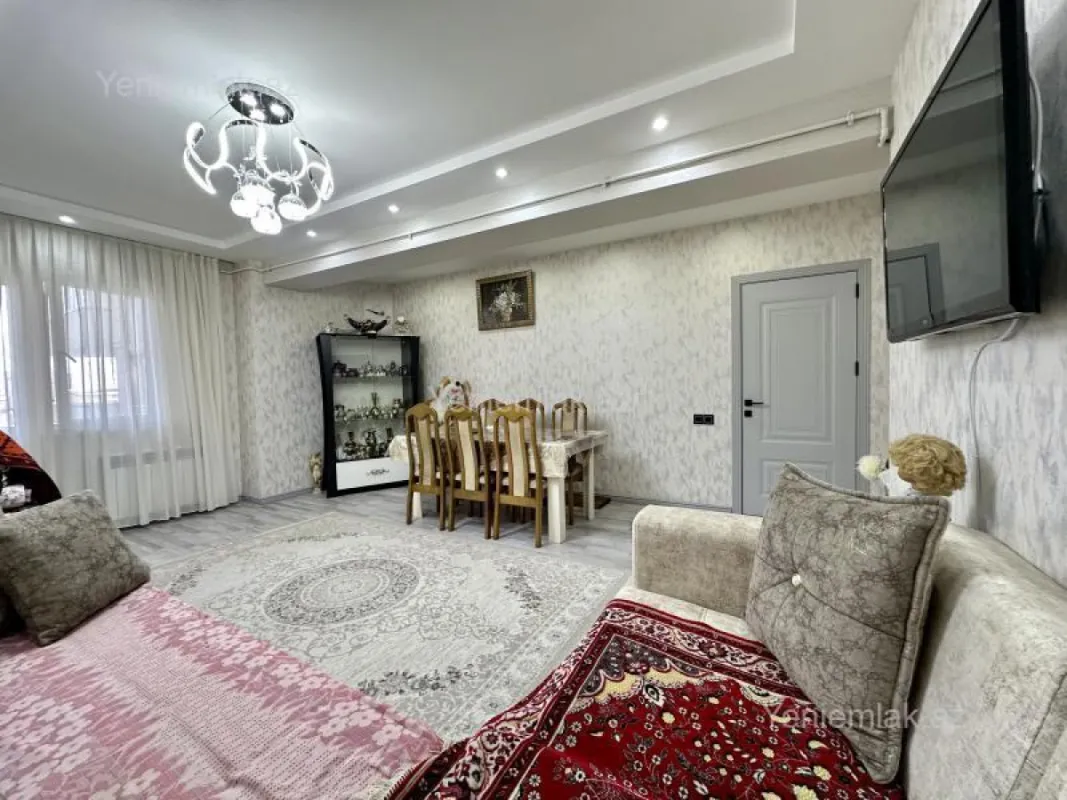Satılır 2 otaqlı yeni tikili 97 m²