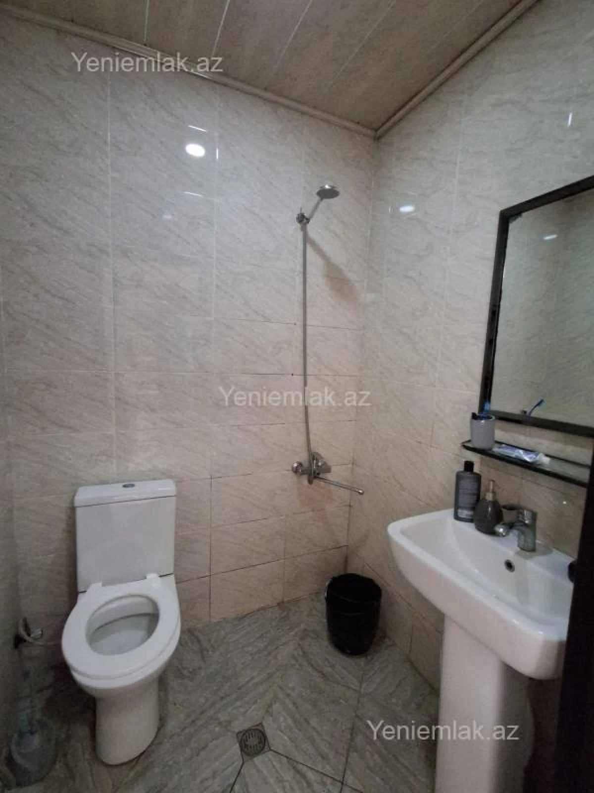 Satılır 5 otaqlı həyət evi 120 m²