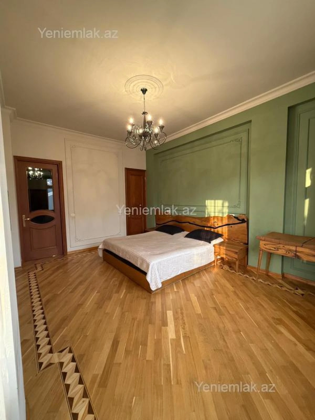 Satılır 3 otaqlı yeni tikili 175 m²