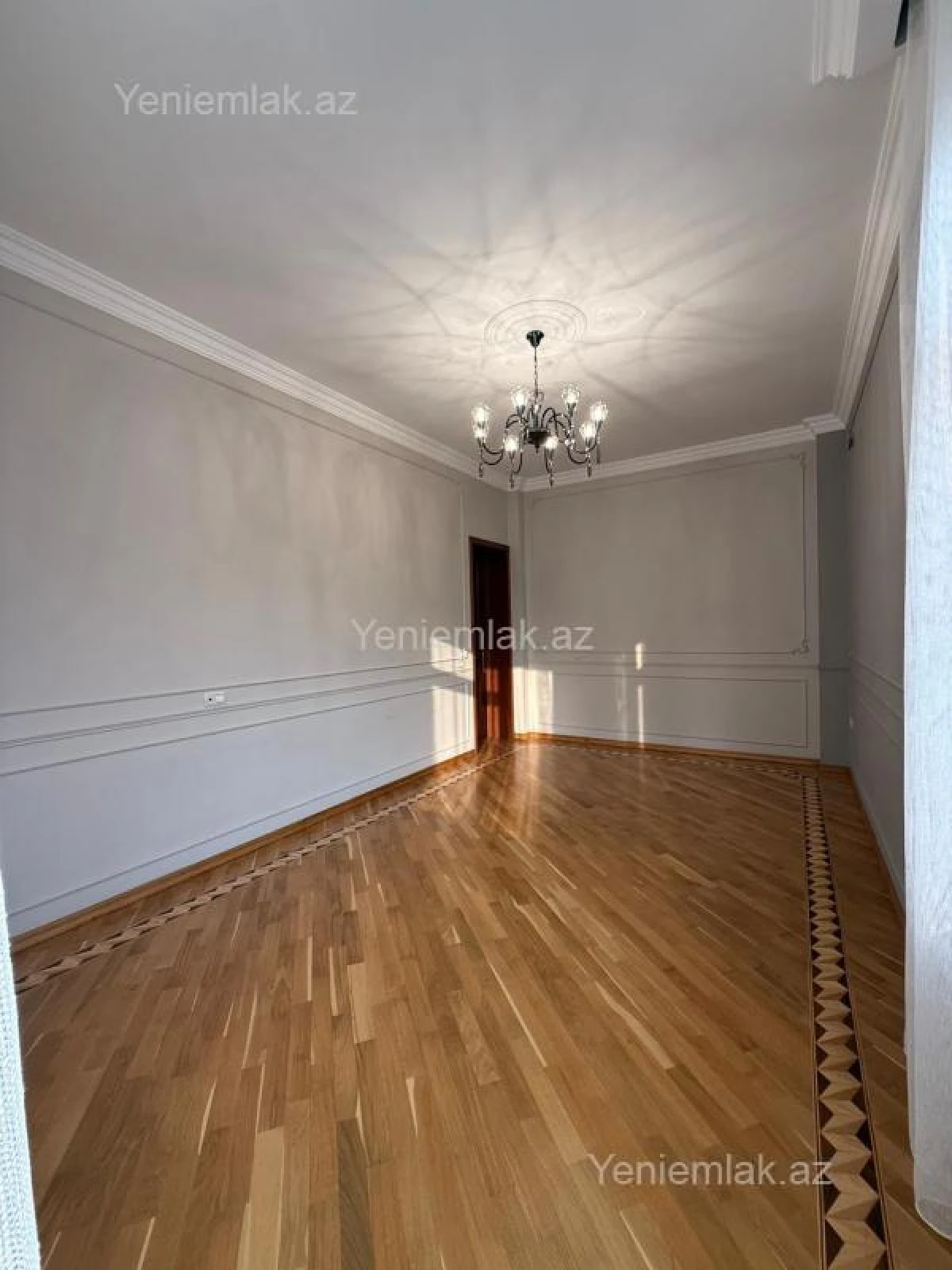 Satılır 3 otaqlı yeni tikili 175 m²