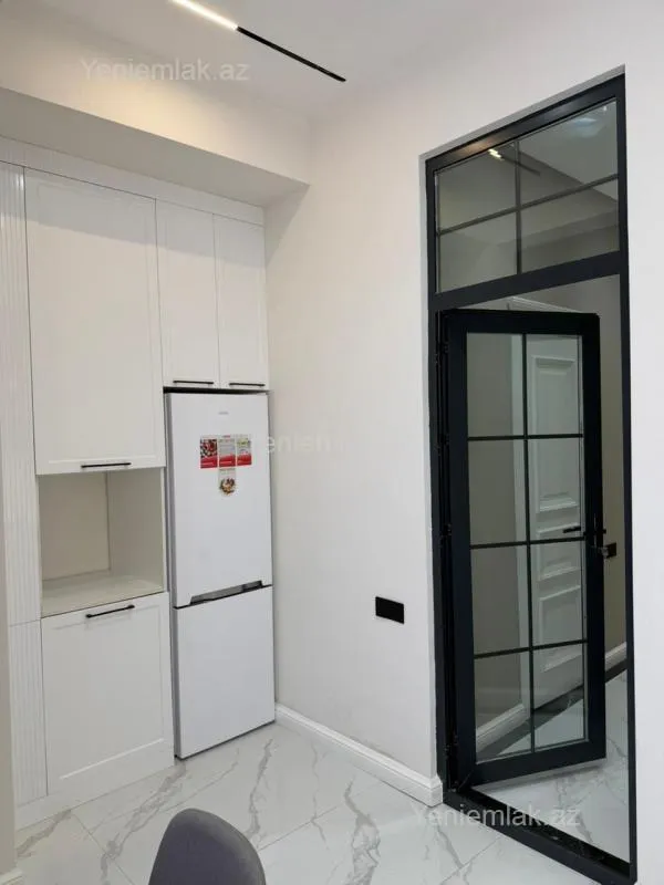 Satılır 3 otaqlı yeni tikili 85 m²