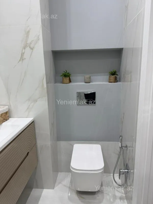 Satılır 3 otaqlı yeni tikili 85 m²