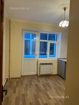 Satılır 1 otaqlı köhnə tikili 44 m²