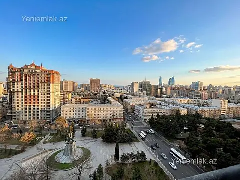 Satılır 2 otaqlı yeni tikili 74 m²