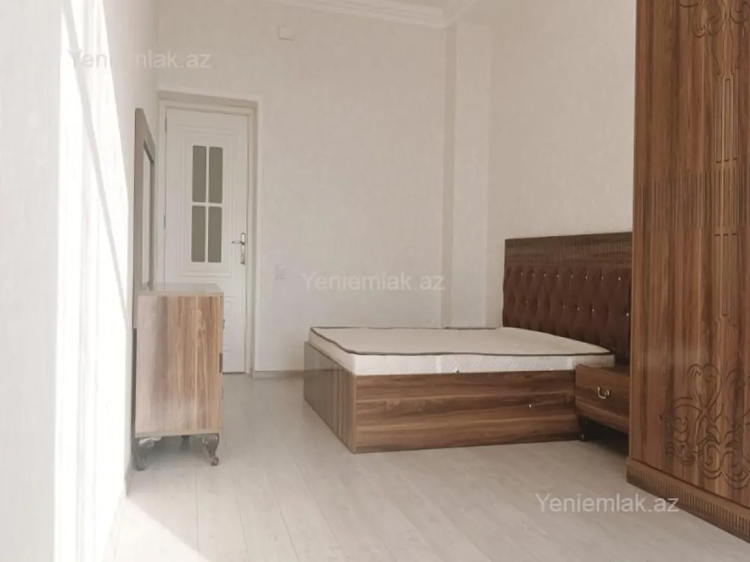Satılır 2 otaqlı yeni tikili 100 m²