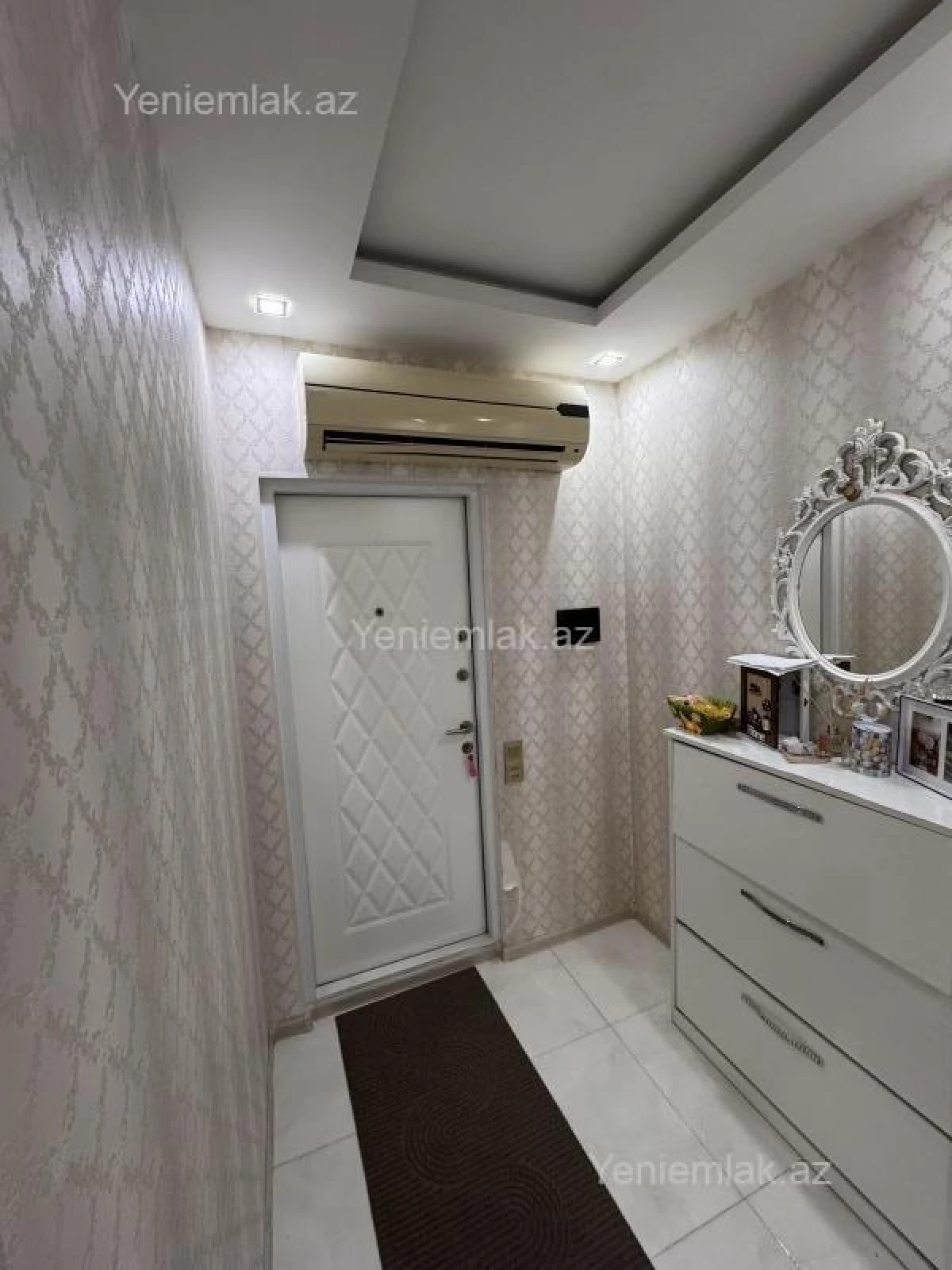 Satılır 3 otaqlı köhnə tikili 100 m²