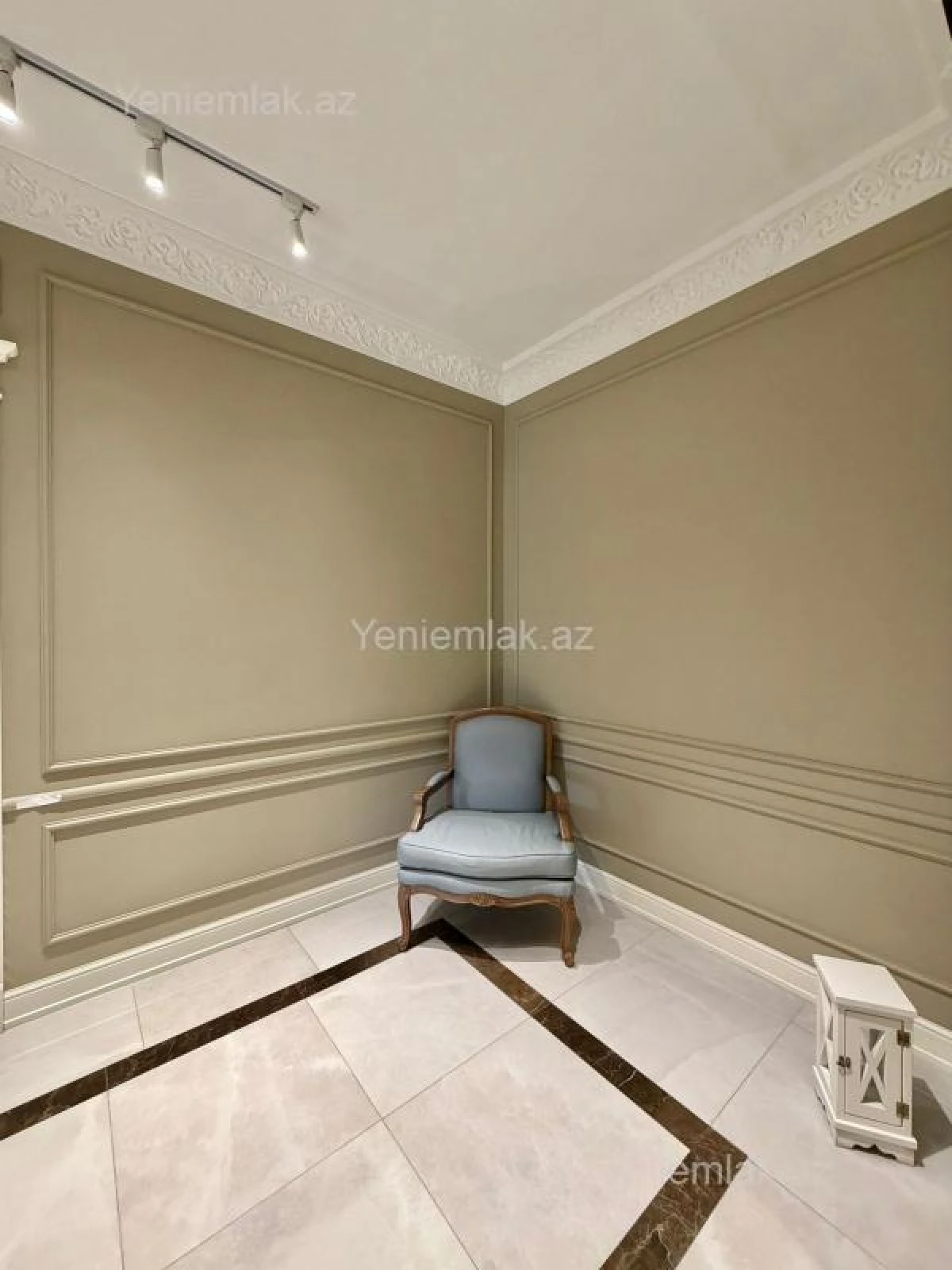 Satılır 3 otaqlı yeni tikili 145 m²