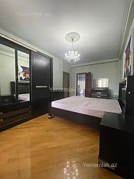 Satılır 5 otaqlı yeni tikili 250 m²