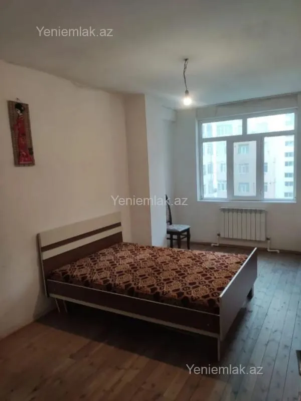 Satılır 3 otaqlı yeni tikili 85 m²
