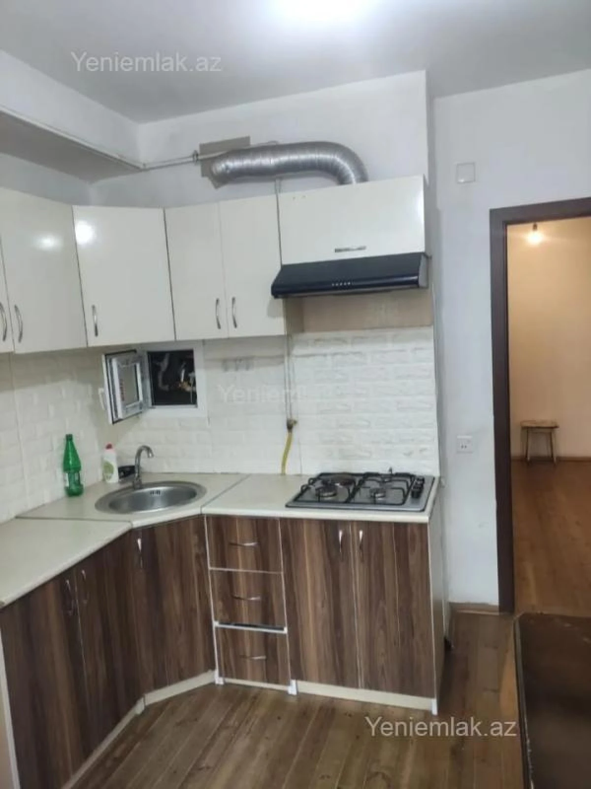 Satılır 3 otaqlı yeni tikili 85 m²