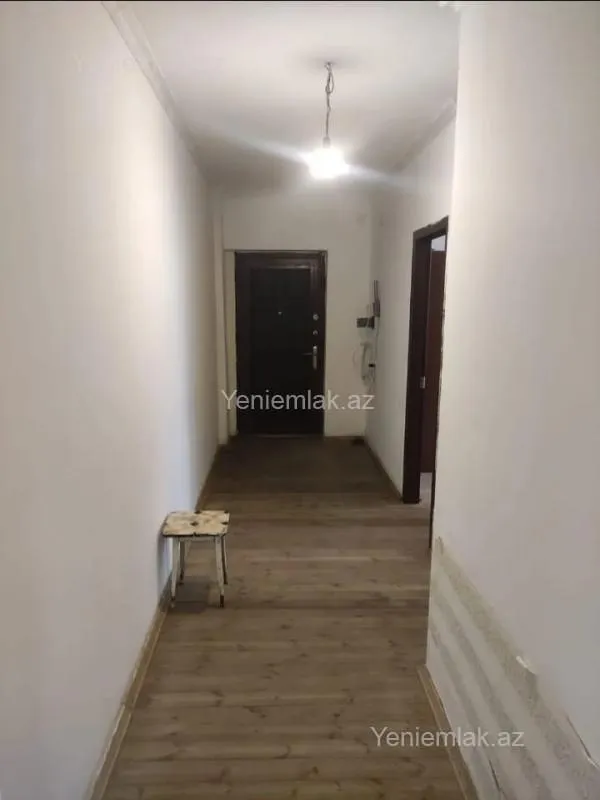 Satılır 3 otaqlı yeni tikili 85 m²