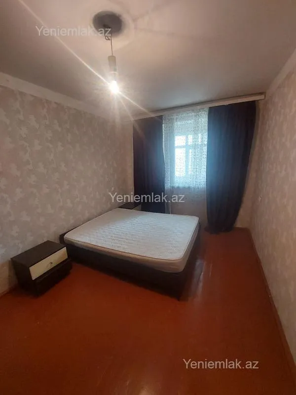 Satılır 2 otaqlı köhnə tikili 58 m²