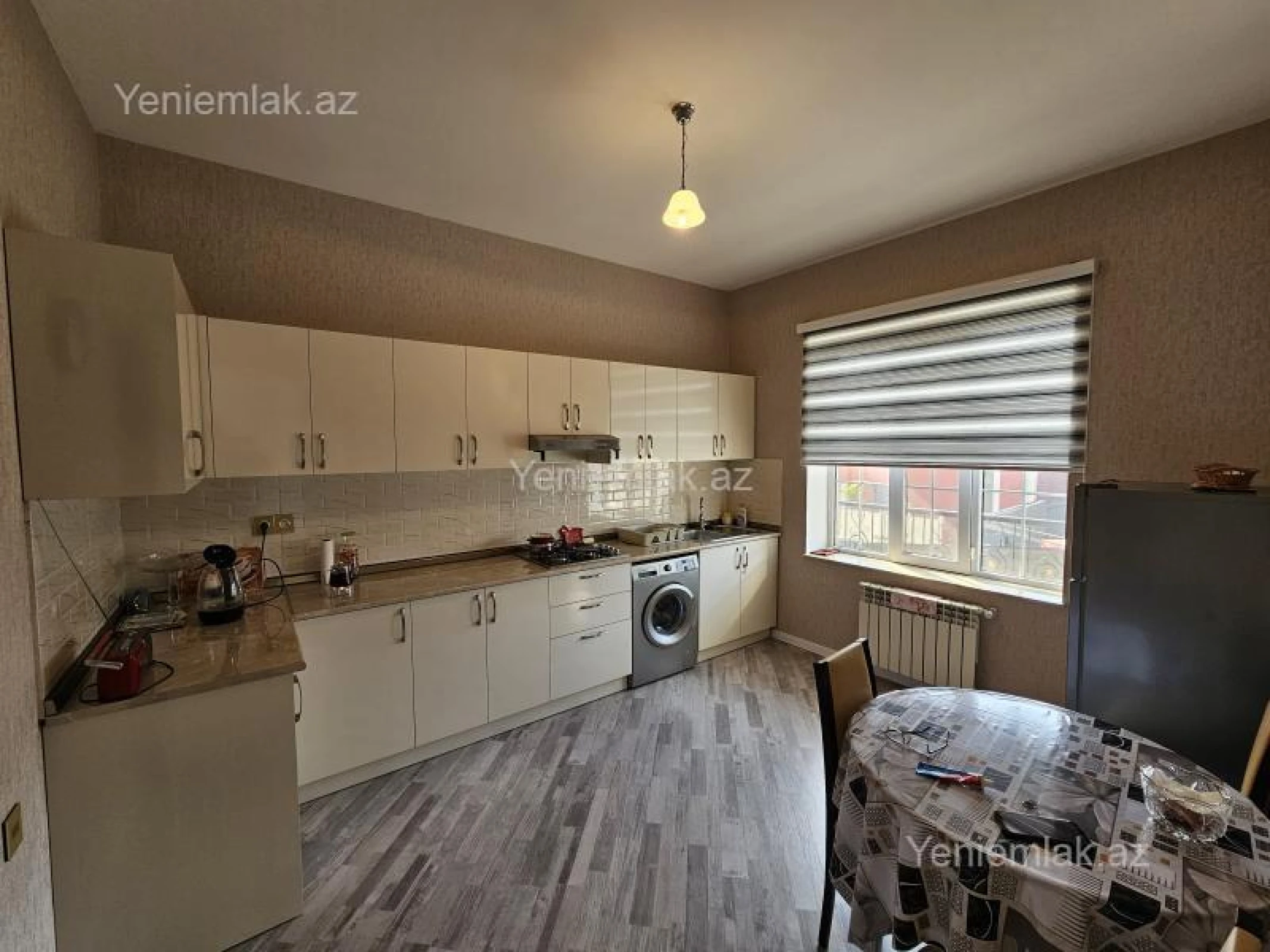 Satılır 3 otaqlı həyət evi 145 m²