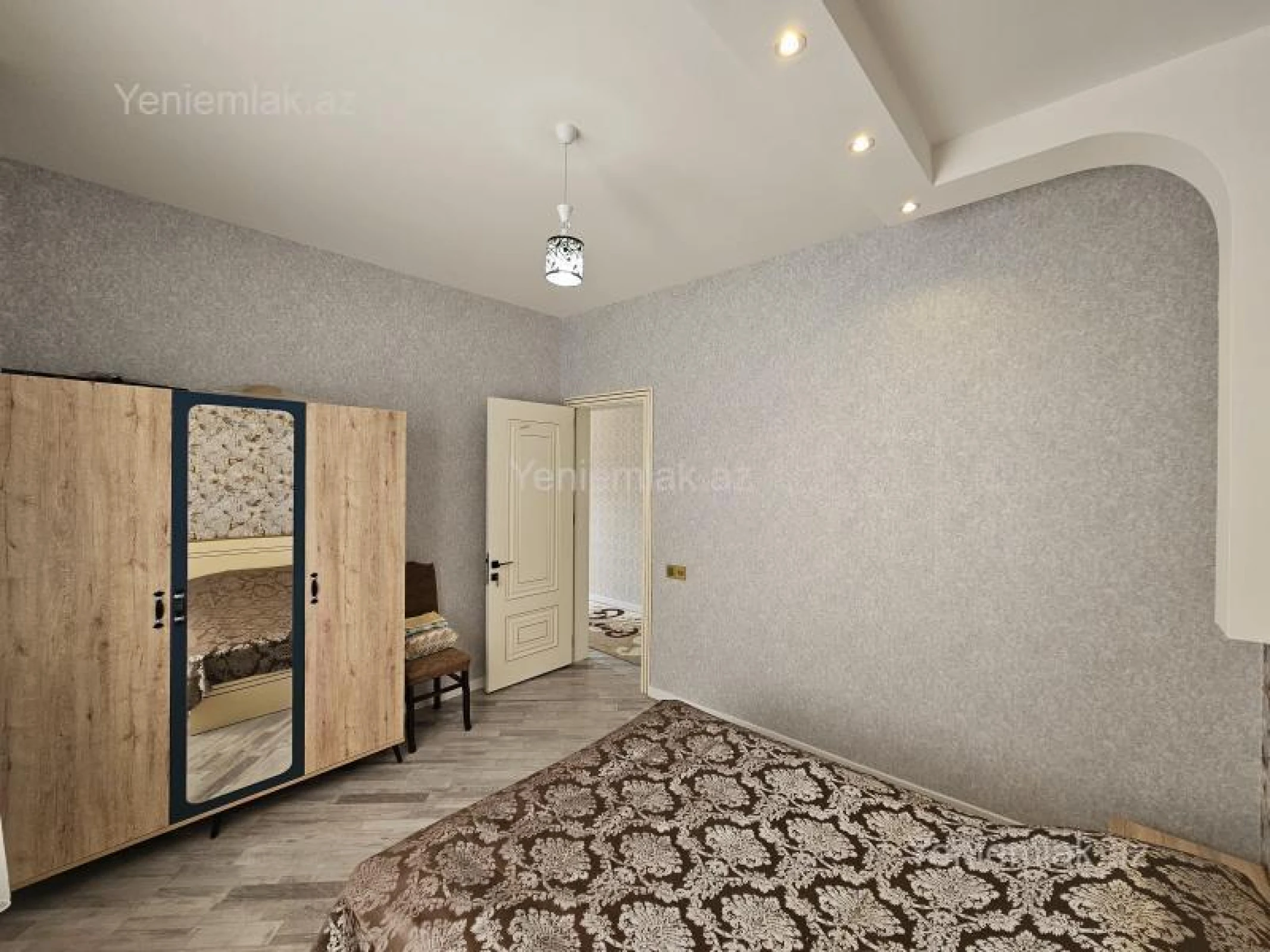 Satılır 3 otaqlı həyət evi 145 m²