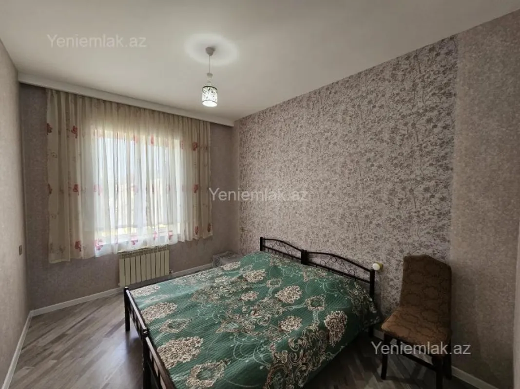 Satılır 3 otaqlı həyət evi 145 m²
