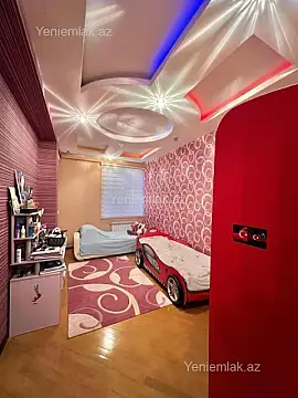 Satılır 3 otaqlı yeni tikili 140 m²