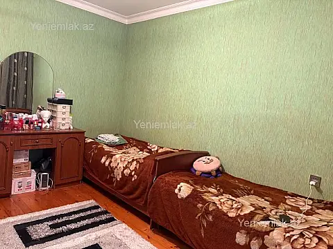 Satılır 2 otaqlı köhnə tikili 55 m²