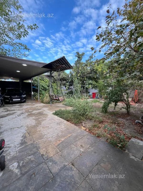Satılır 4 otaqlı həyət evi 100 m²