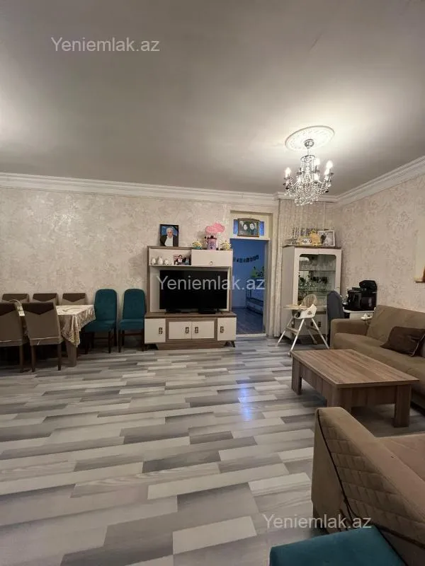Satılır 4 otaqlı həyət evi 100 m²
