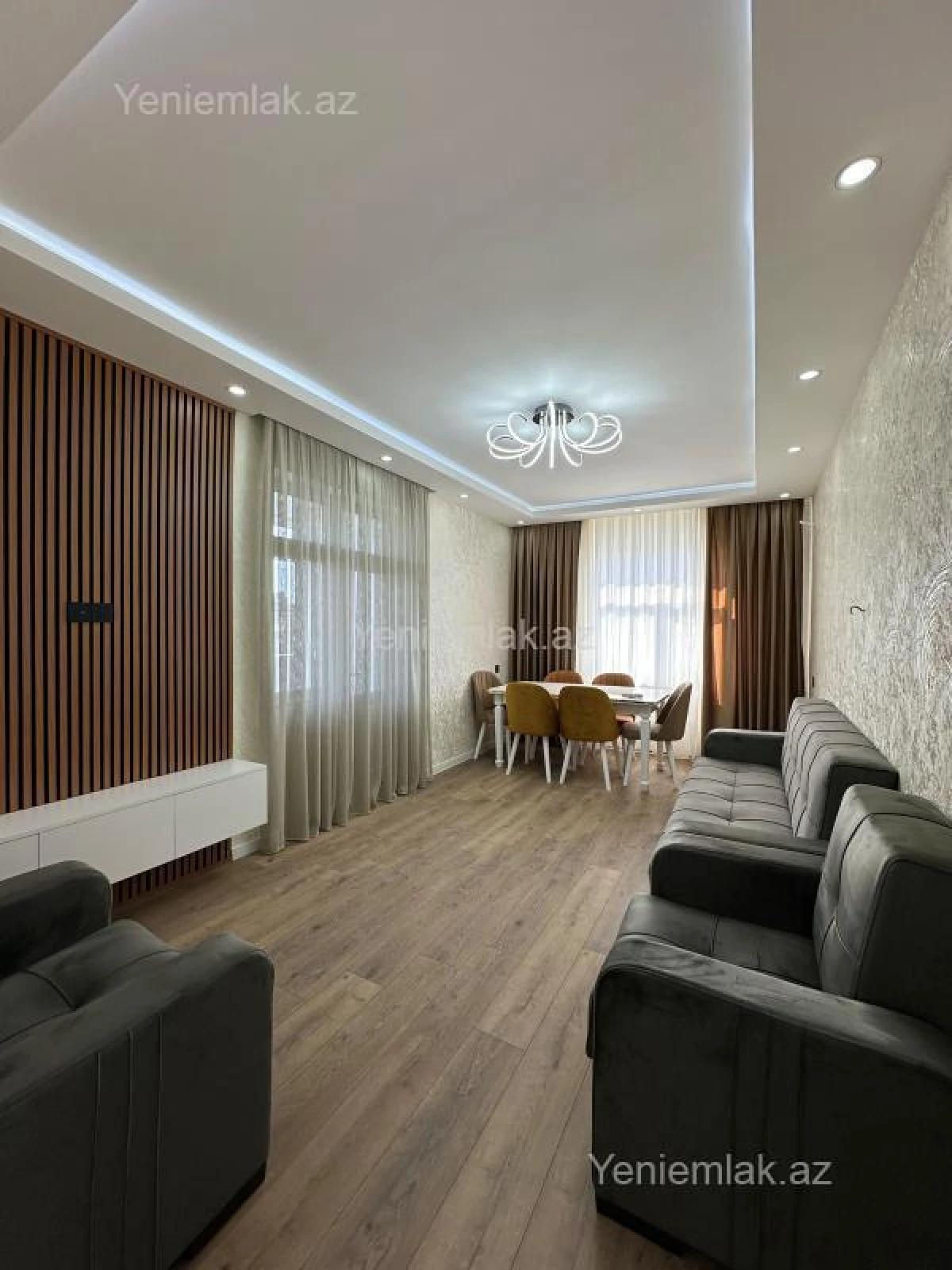 Satılır 2 otaqlı köhnə tikili 65 m²