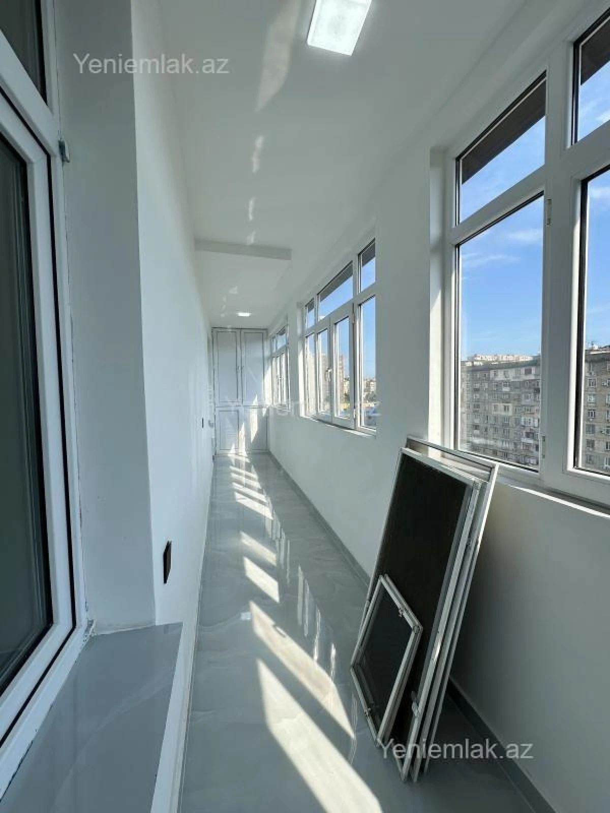 Satılır 2 otaqlı köhnə tikili 65 m²