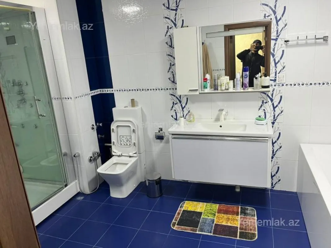 Satılır 3 otaqlı yeni tikili 120 m²