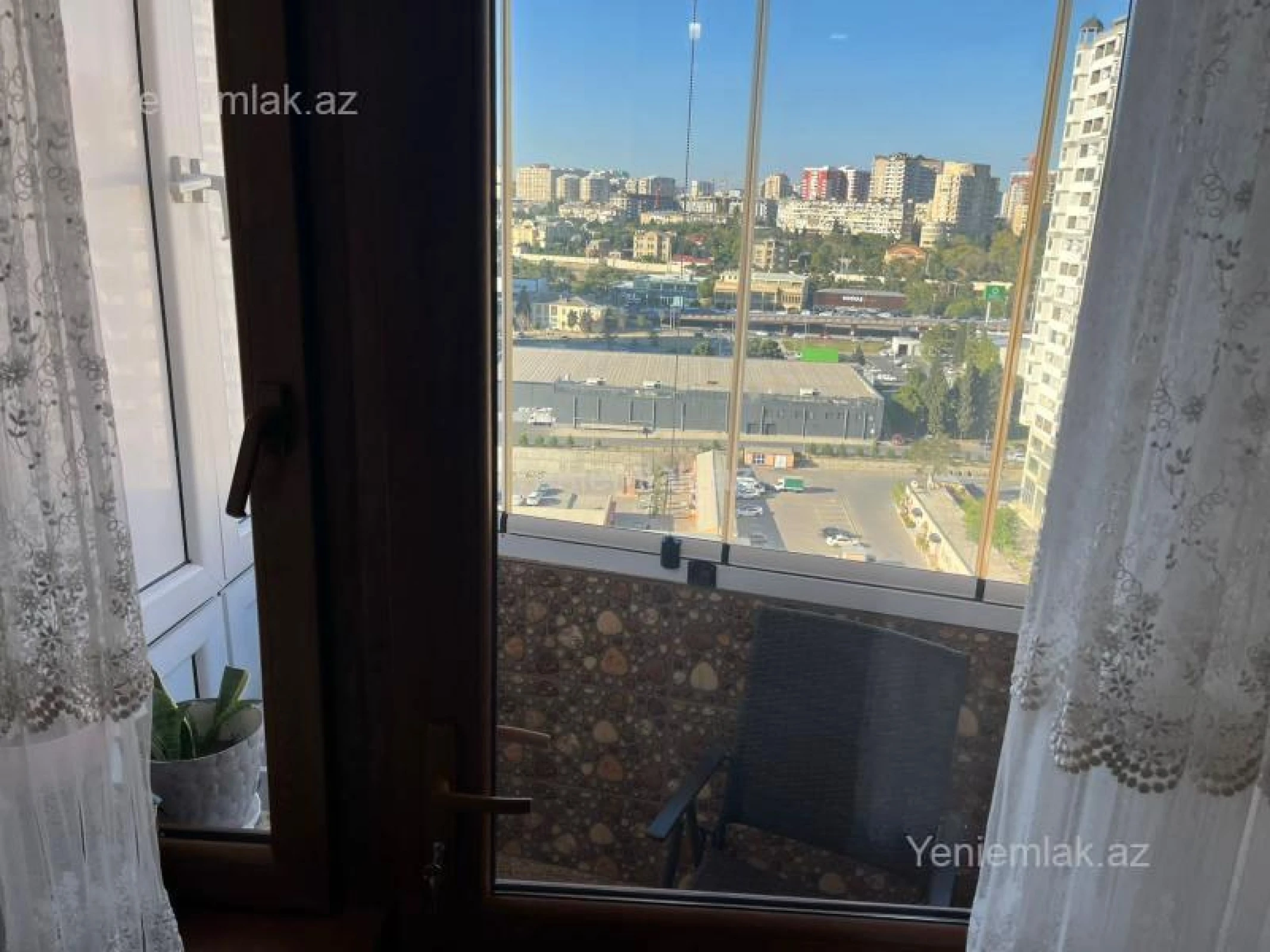 Satılır 3 otaqlı yeni tikili 120 m²