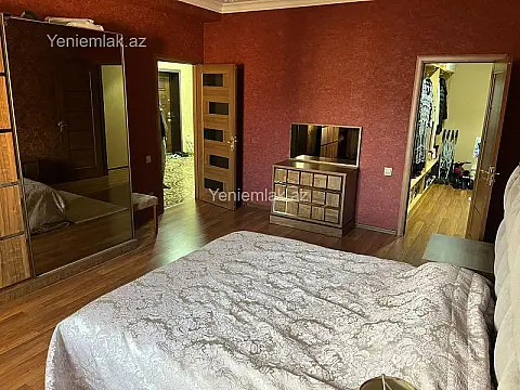 Satılır 3 otaqlı yeni tikili 120 m²