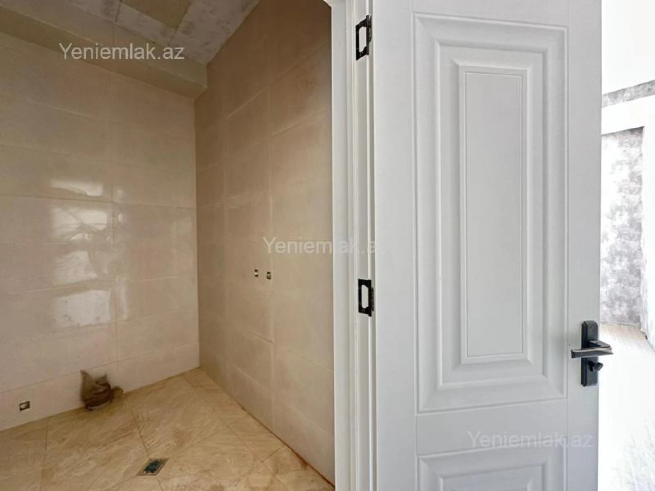 Satılır 3 otaqlı yeni tikili 106 m²