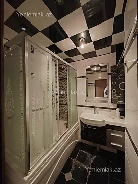 Satılır 4 otaqlı köhnə tikili 110 m²