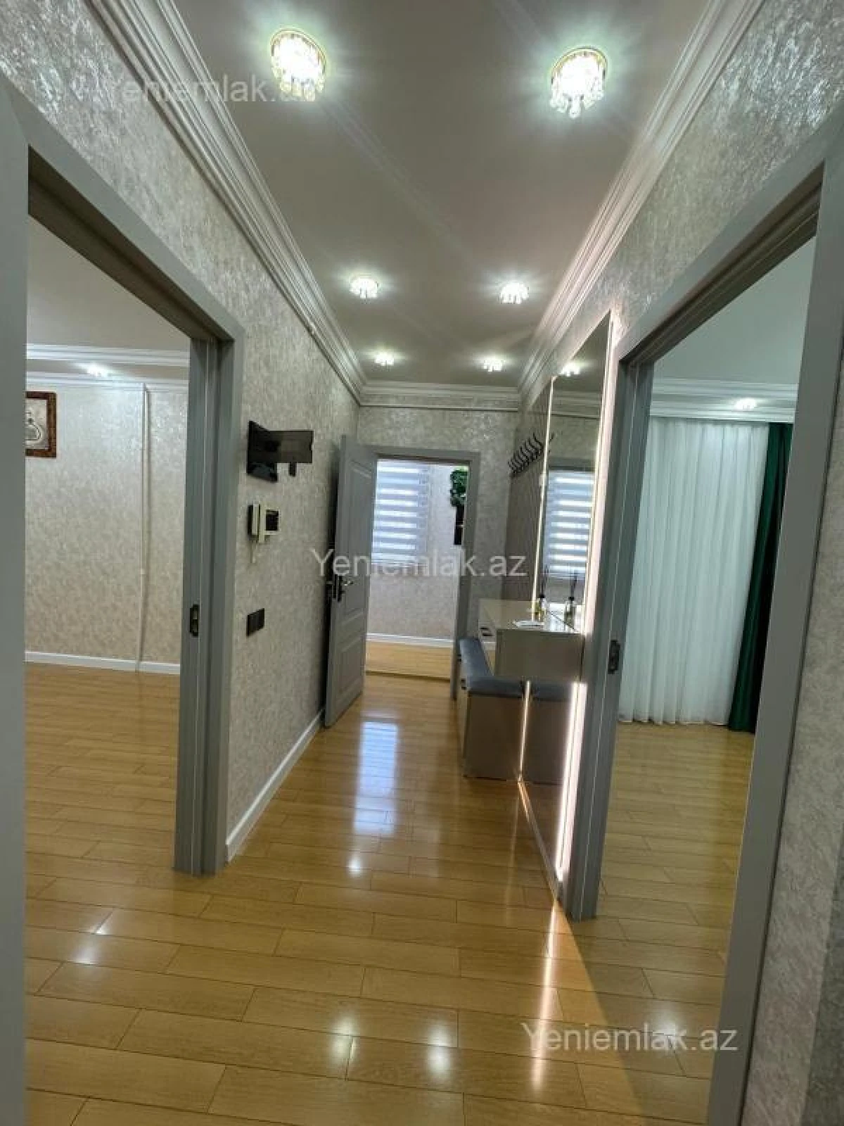 Satılır 3 otaqlı köhnə tikili 60 m²