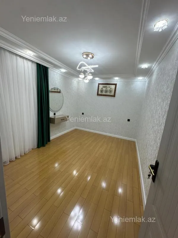 Satılır 3 otaqlı köhnə tikili 60 m²